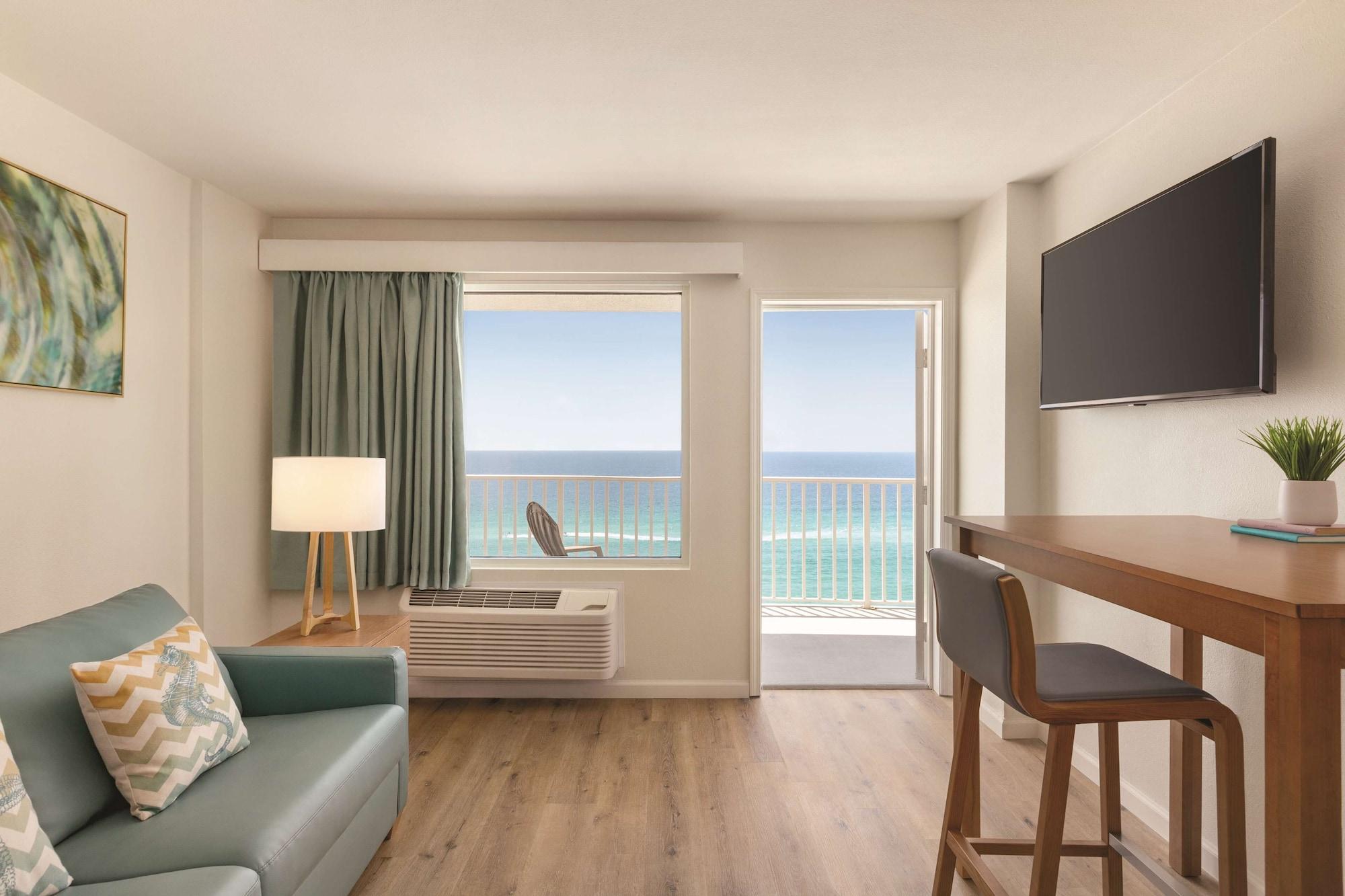 Radisson Beachfront Hotel - Panama City Beach Esterno foto