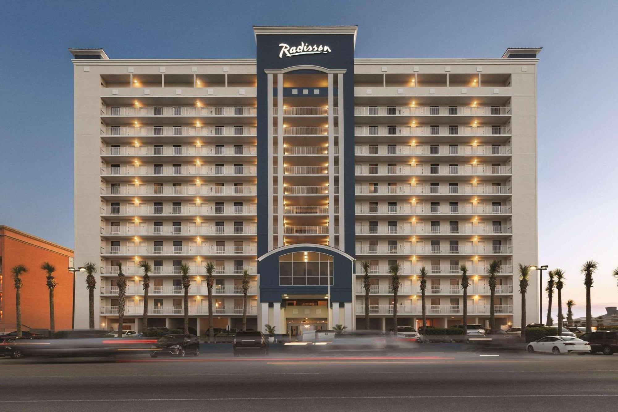 Radisson Beachfront Hotel - Panama City Beach Esterno foto