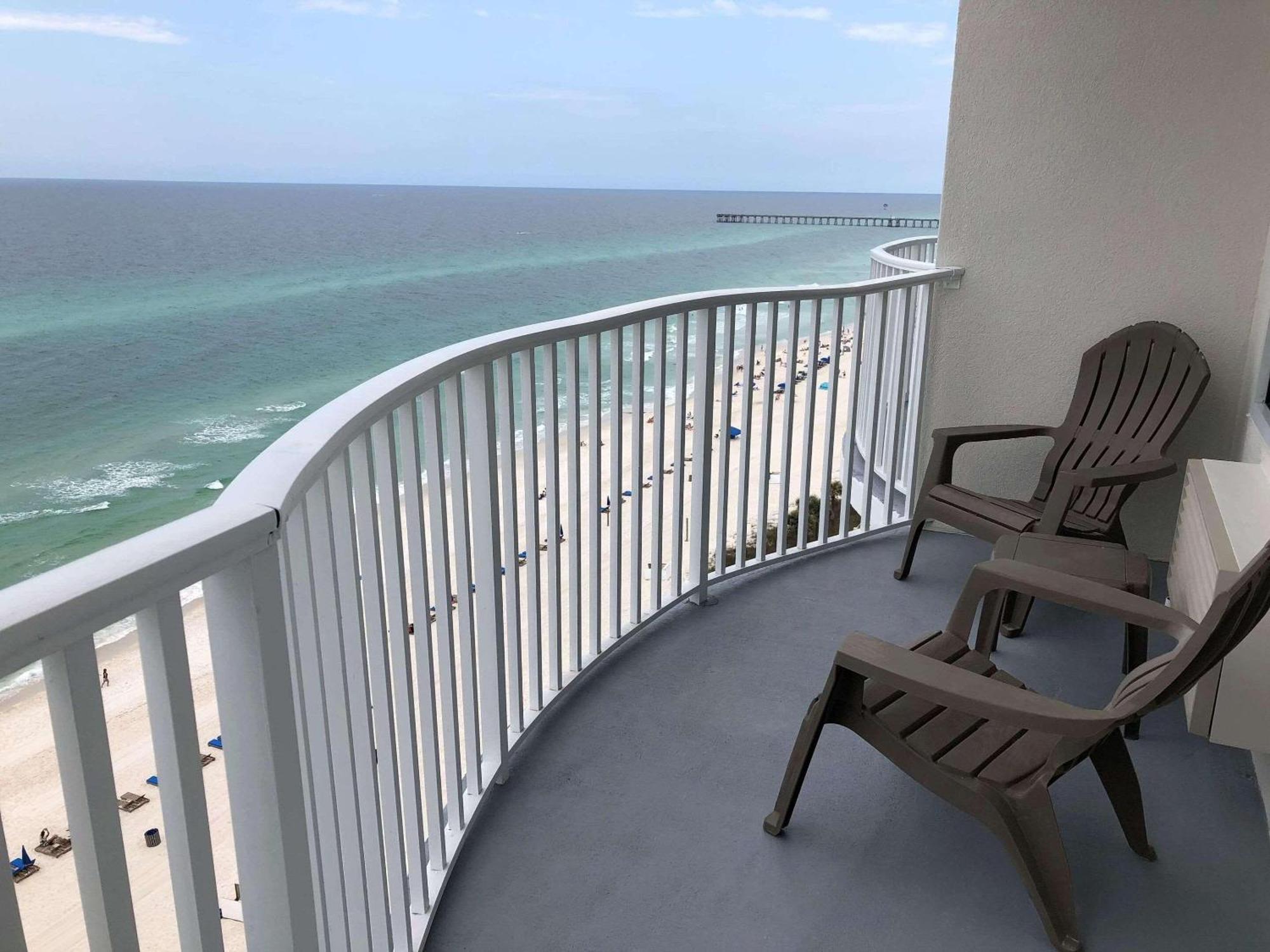 Radisson Beachfront Hotel - Panama City Beach Esterno foto