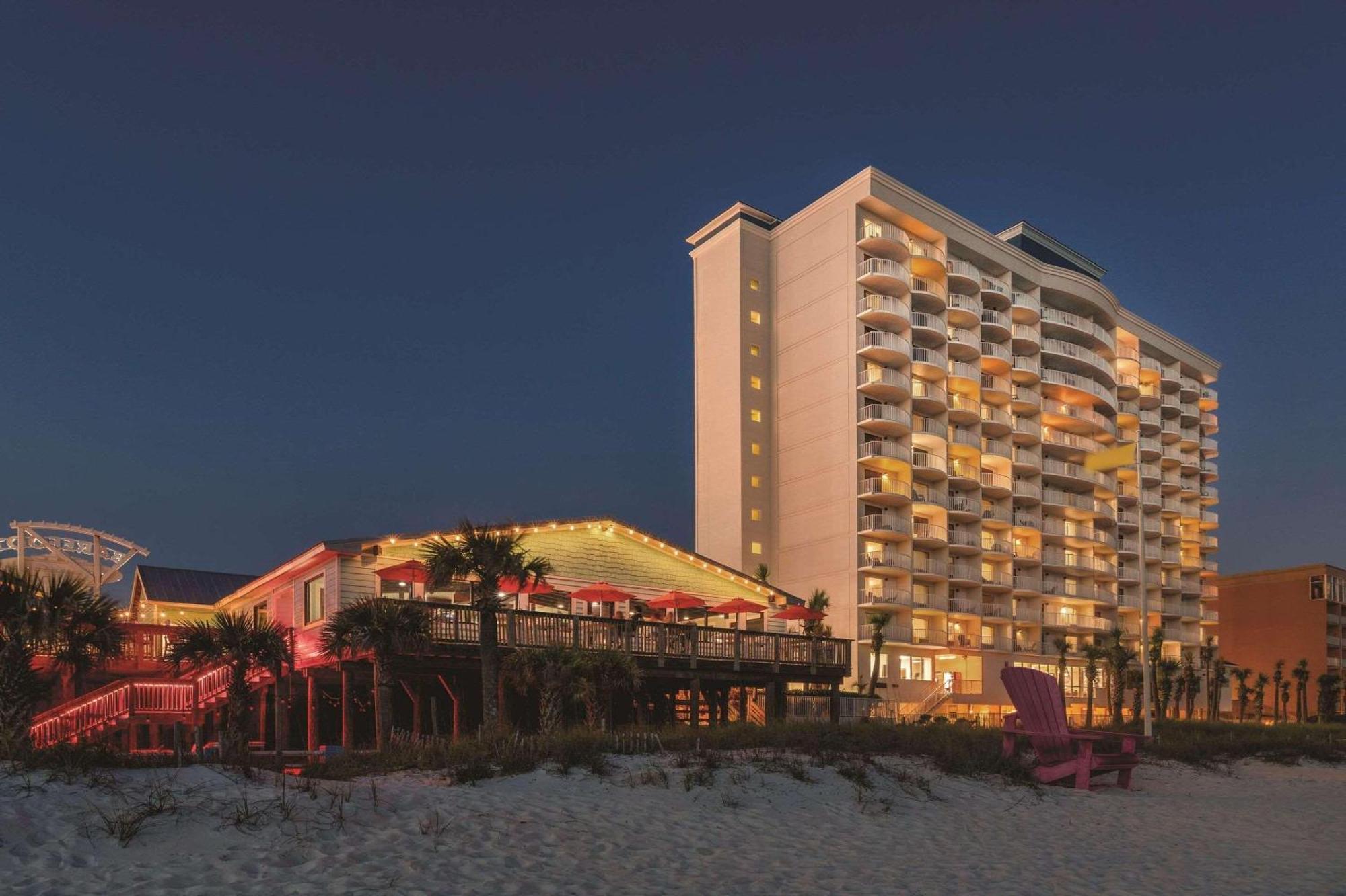 Radisson Beachfront Hotel - Panama City Beach Esterno foto