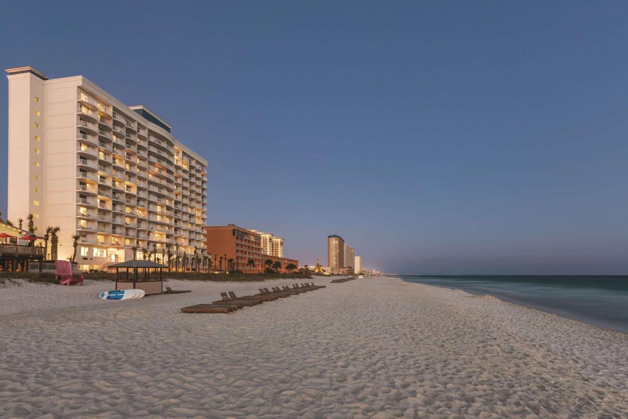 Radisson Beachfront Hotel - Panama City Beach Esterno foto